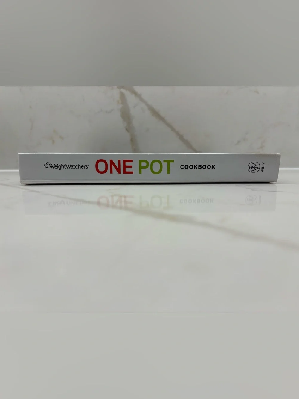 Weight Watchers One Pot Hardcover Cookbook - Picture 3 of 5